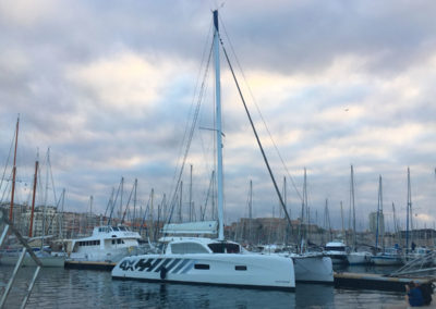 all-you-can-sail-4X-im-Hafen-Marseille-lemax-sailing